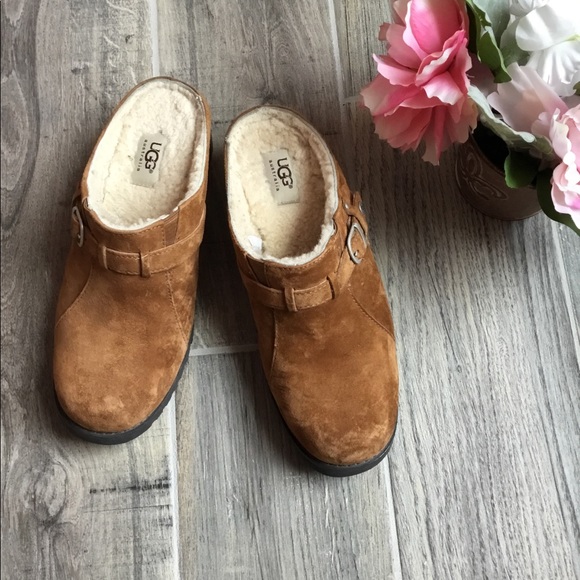 UGG Shoes - UGG Camel Slide On Mules